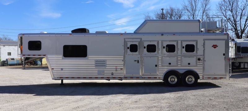 Used Horse Trailers for Sale