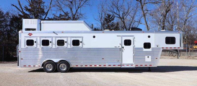 Used Horse Trailers for Sale