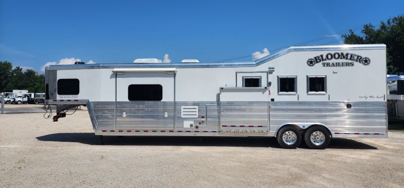 Used Horse Trailers for Sale