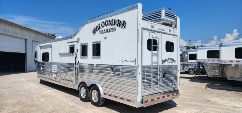 Used Horse Trailers for Sale