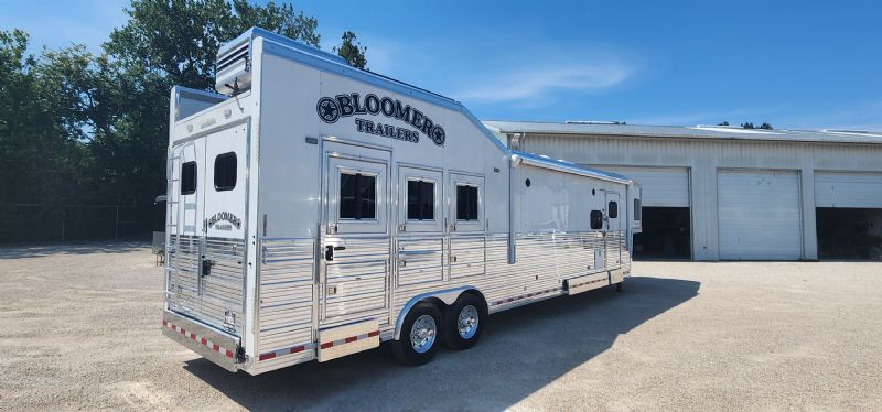 Used Horse Trailers for Sale