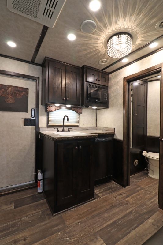 Used Horse Trailers for Sale