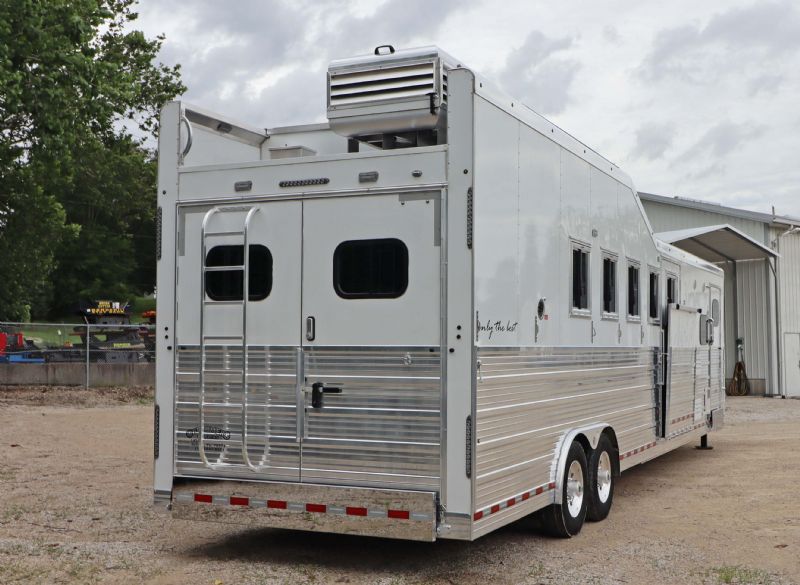 Used Horse Trailers for Sale