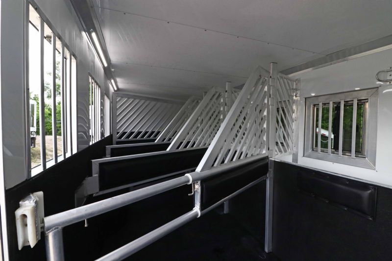 Used Horse Trailers for Sale