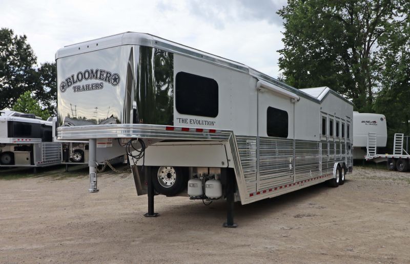 Used Horse Trailers for Sale