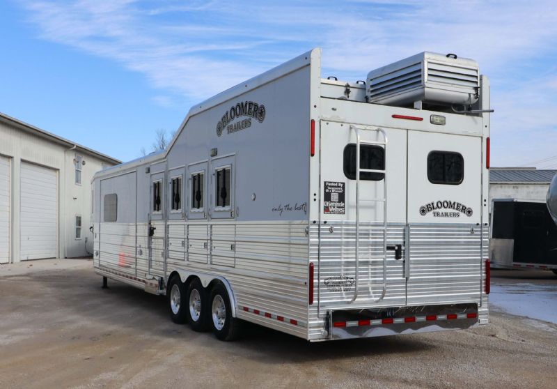 Used Horse Trailers for Sale