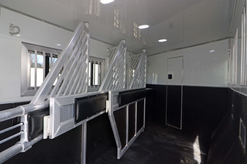 Used Horse Trailers for Sale