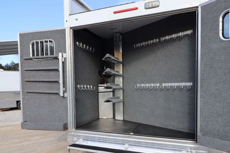 Used Horse Trailers for Sale