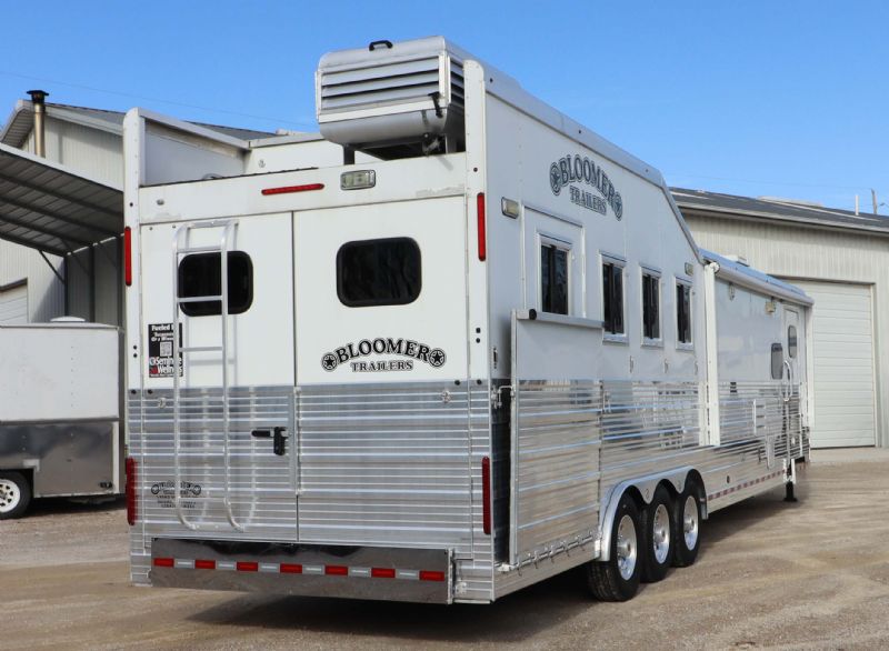 Used Horse Trailers for Sale