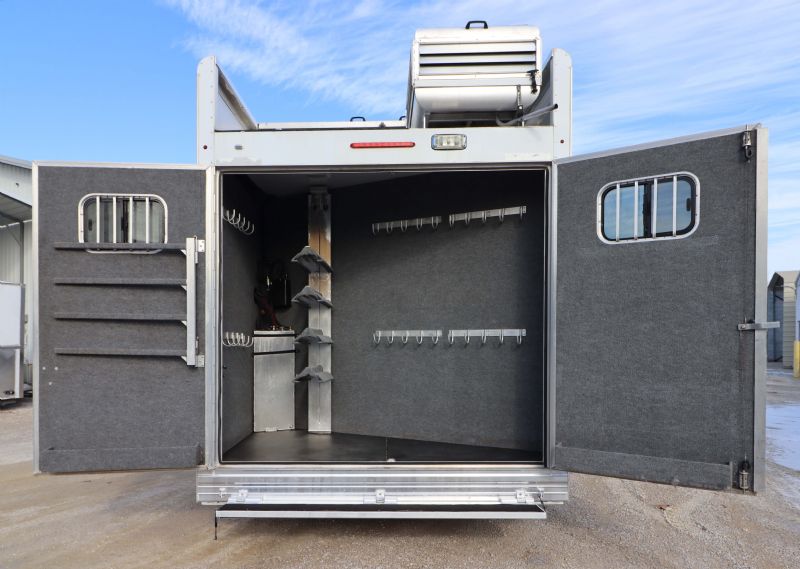 Used Horse Trailers for Sale
