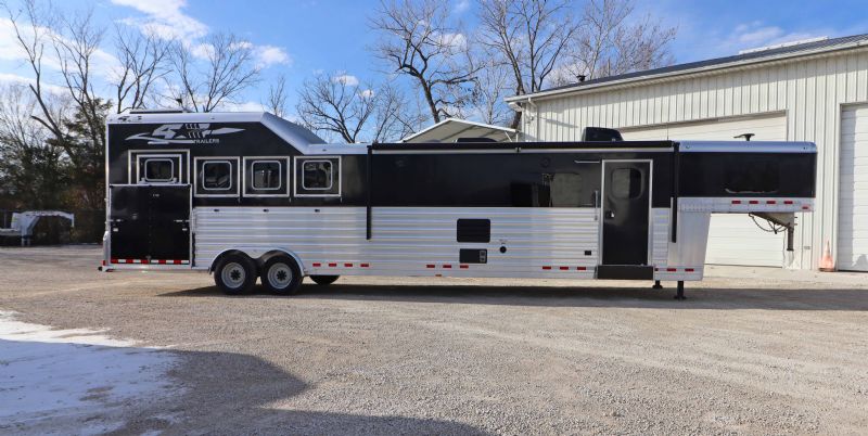 Used Horse Trailers for Sale
