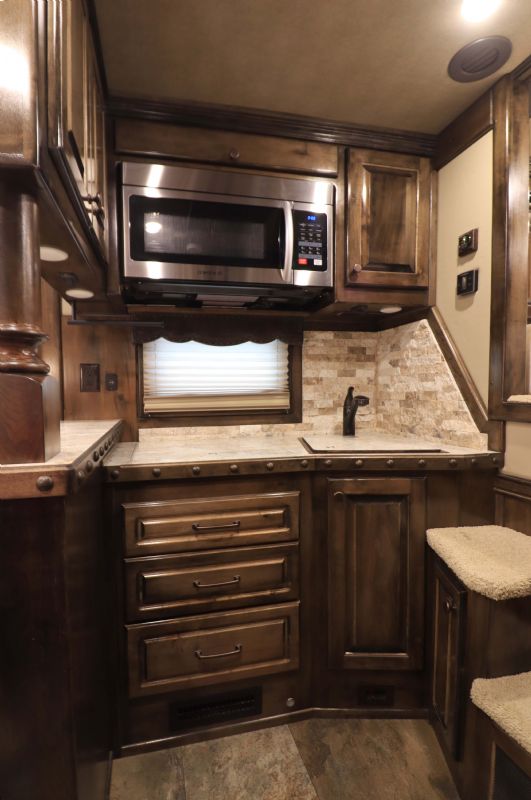 Used Horse Trailers for Sale