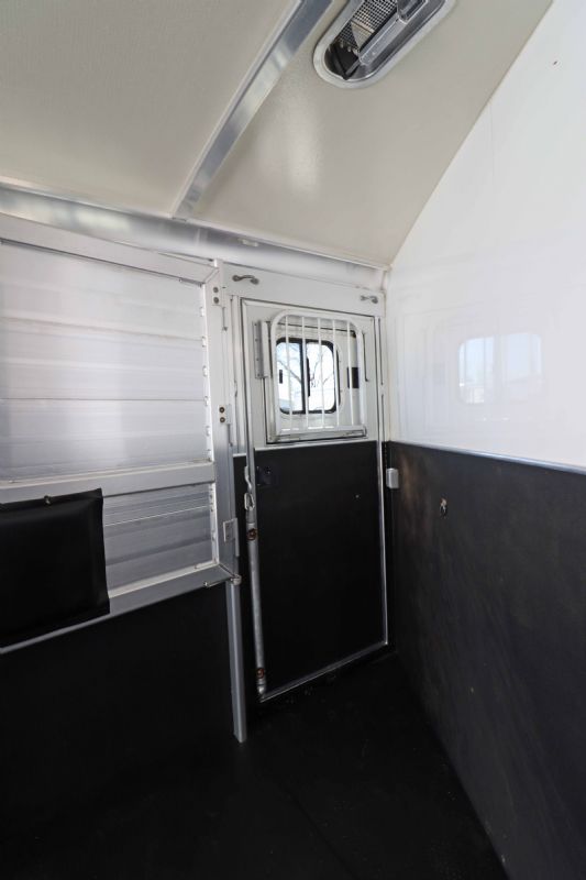 Used Horse Trailers for Sale