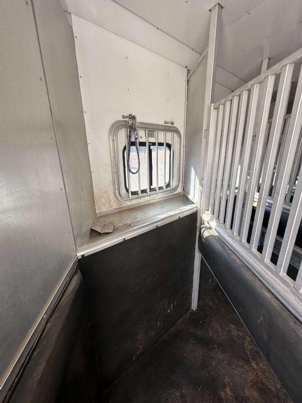 Used Horse Trailers for Sale