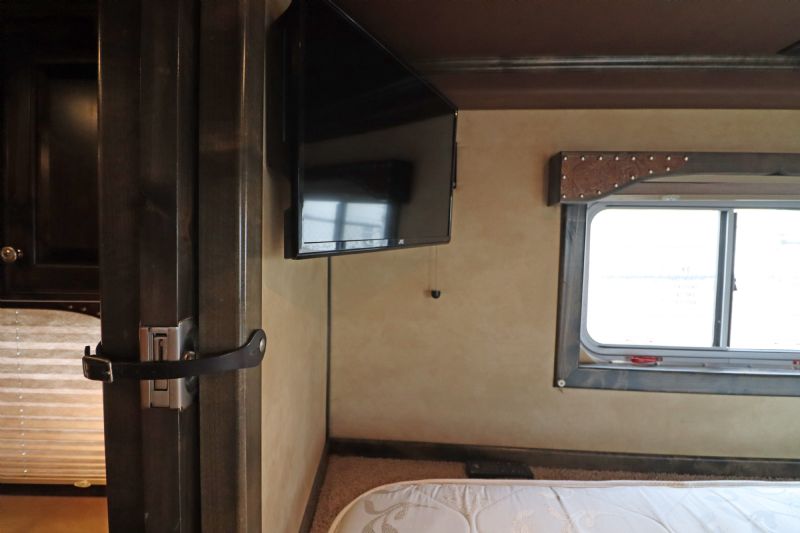 Used Horse Trailers for Sale