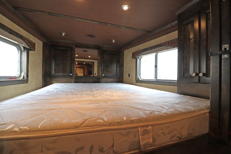 Used Horse Trailers for Sale