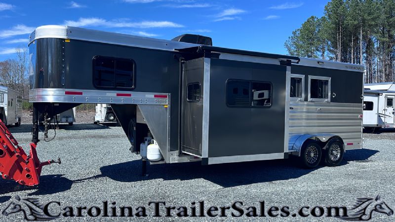 Used Horse Trailers for Sale