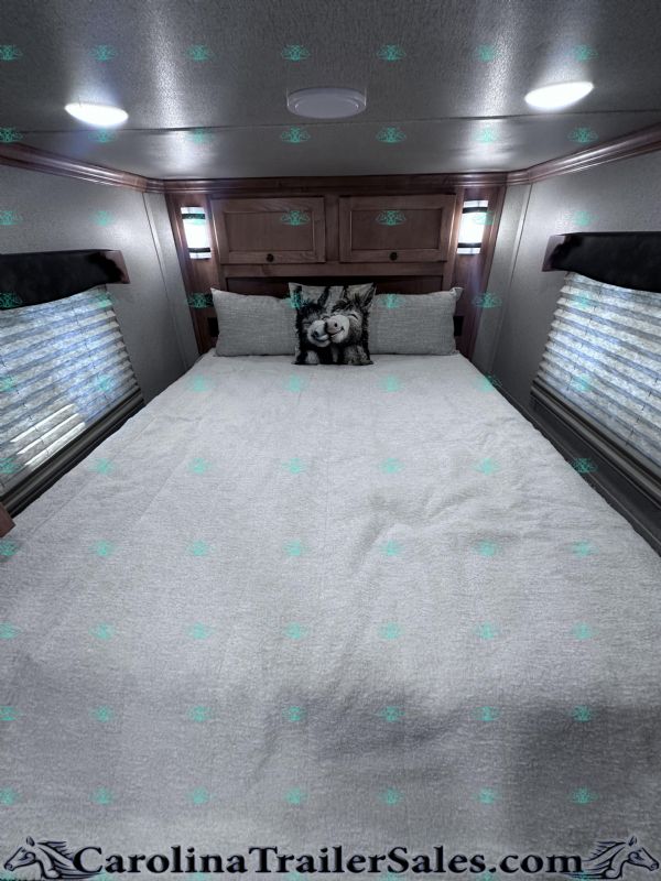 Used Horse Trailers for Sale