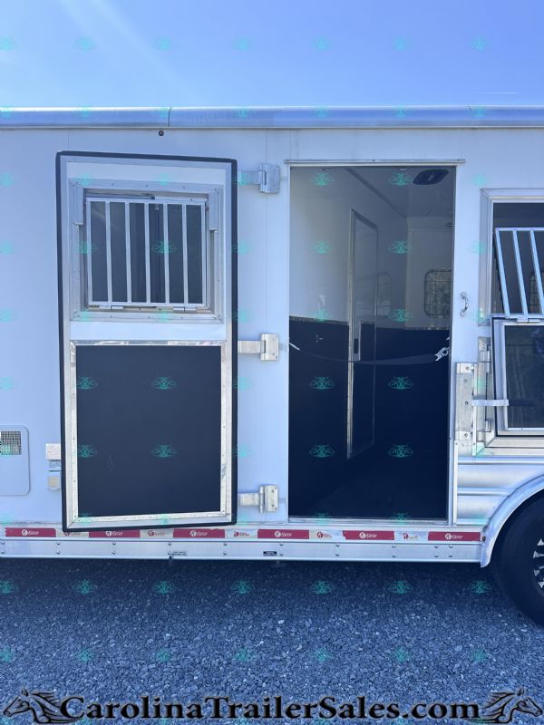 Used Horse Trailers for Sale