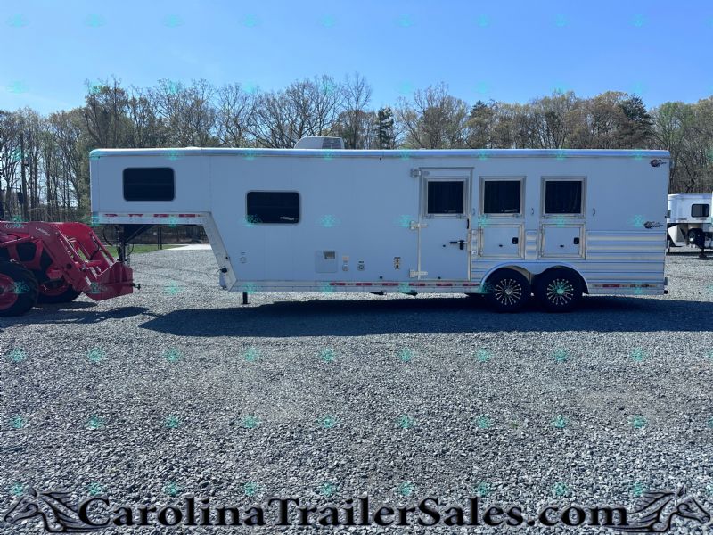 Used Horse Trailers for Sale
