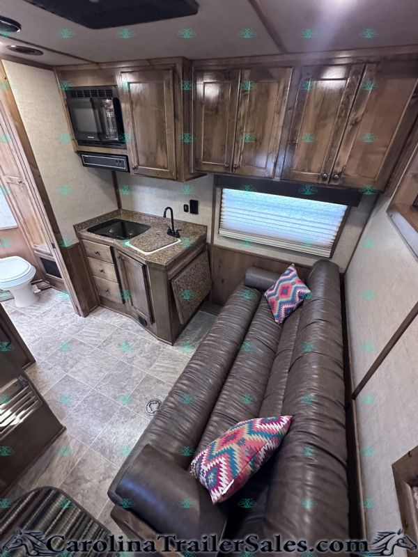 Used Horse Trailers for Sale