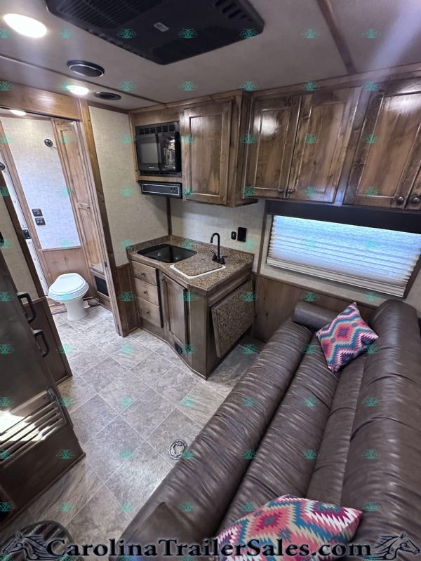 Used Horse Trailers for Sale