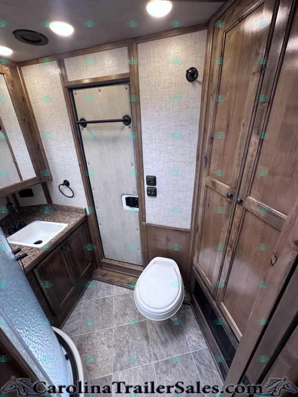 Used Horse Trailers for Sale