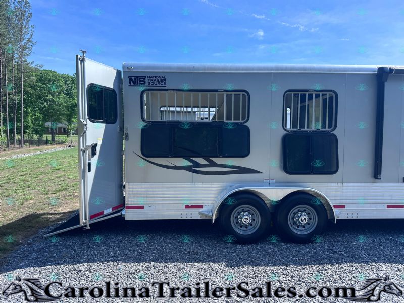 Used Horse Trailers for Sale