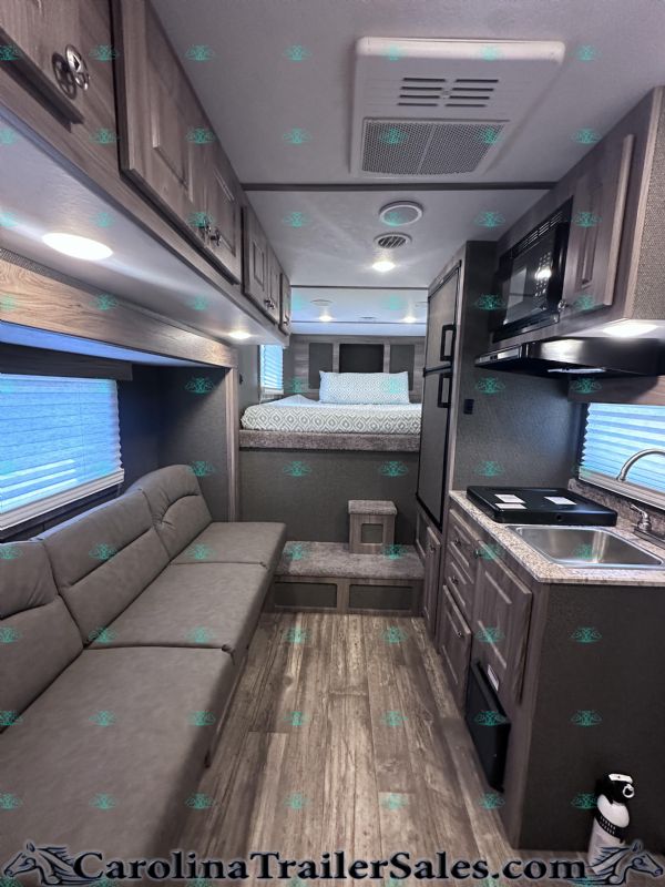 Used Horse Trailers for Sale