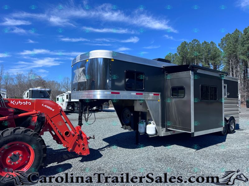 Used Horse Trailers for Sale