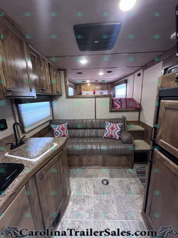 Used Horse Trailers for Sale