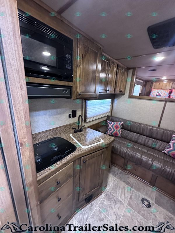 Used Horse Trailers for Sale