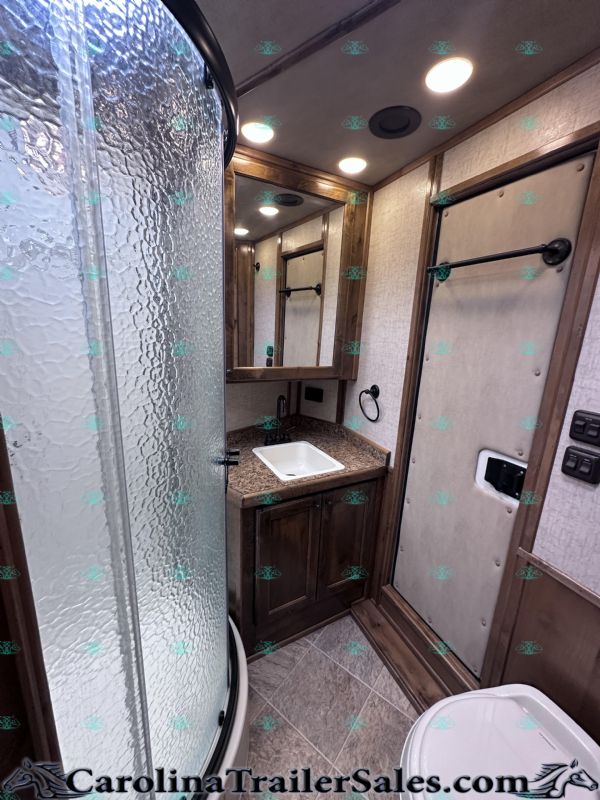 Used Horse Trailers for Sale