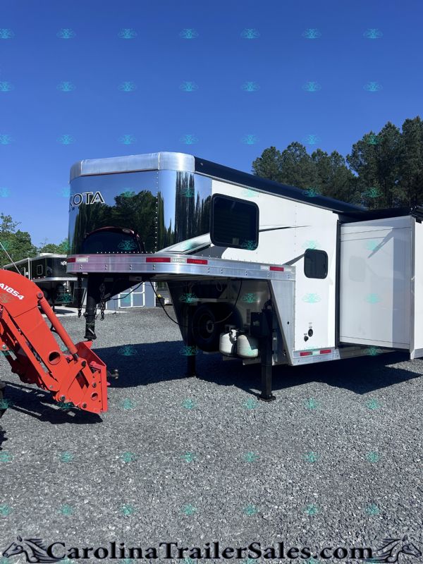 Used Horse Trailers for Sale