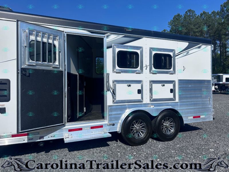 Used Horse Trailers for Sale