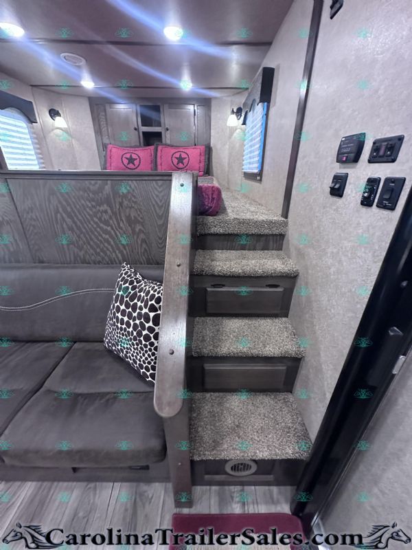 Used Horse Trailers for Sale