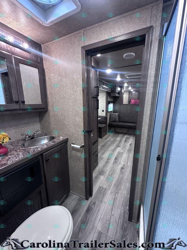 Used Horse Trailers for Sale