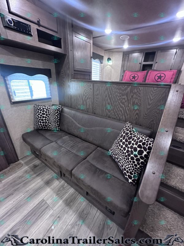 Used Horse Trailers for Sale