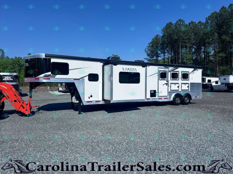 Used Horse Trailers for Sale