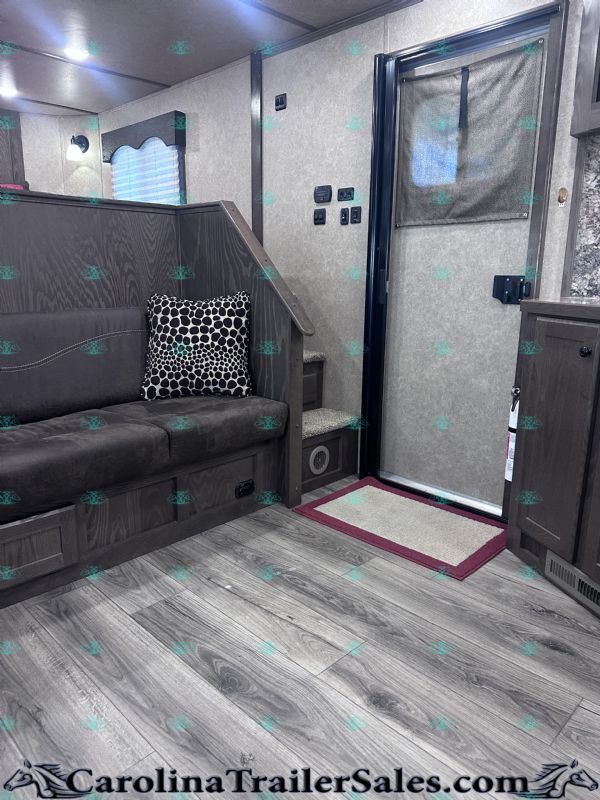 Used Horse Trailers for Sale