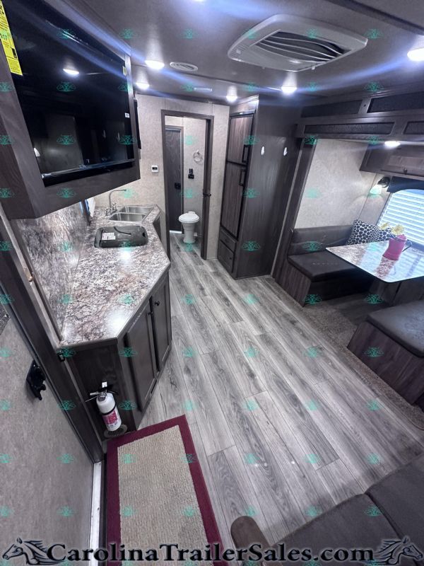 Used Horse Trailers for Sale