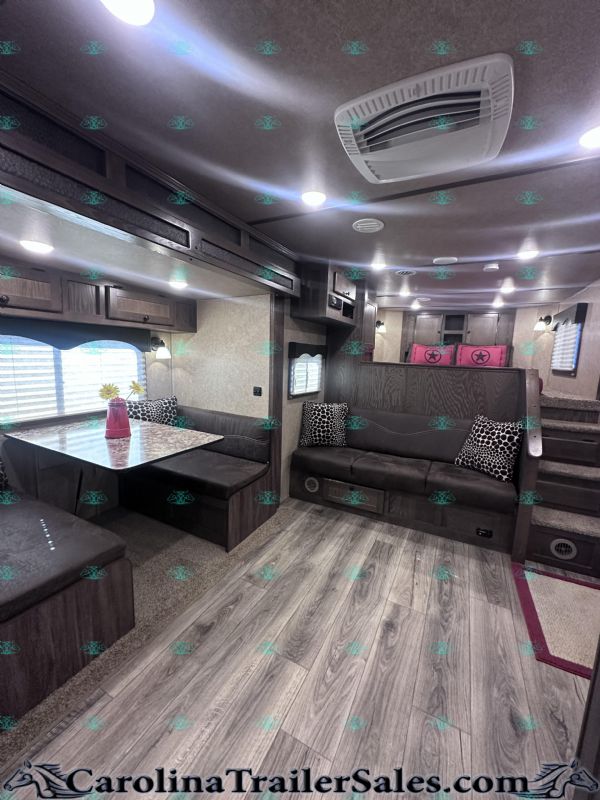 Used Horse Trailers for Sale