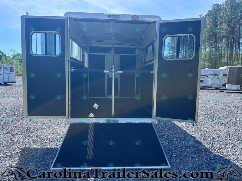 Used Horse Trailers for Sale