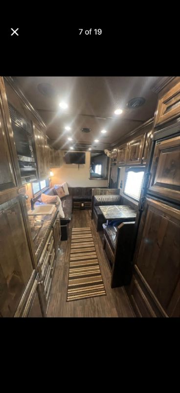 Used Horse Trailers for Sale