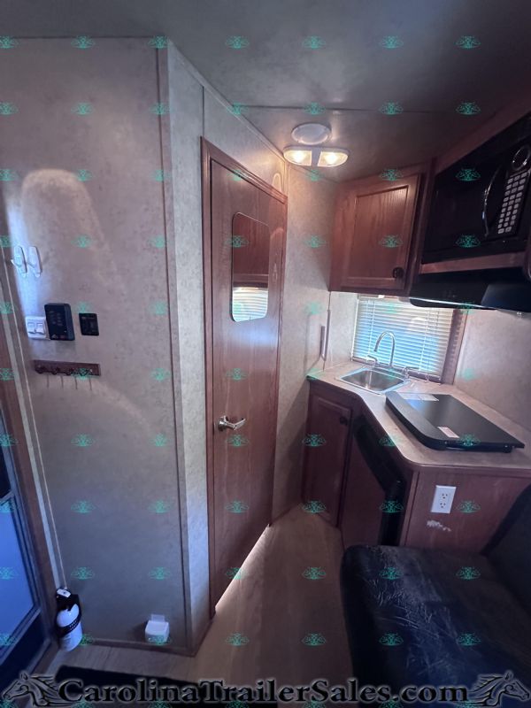 Used Horse Trailers for Sale