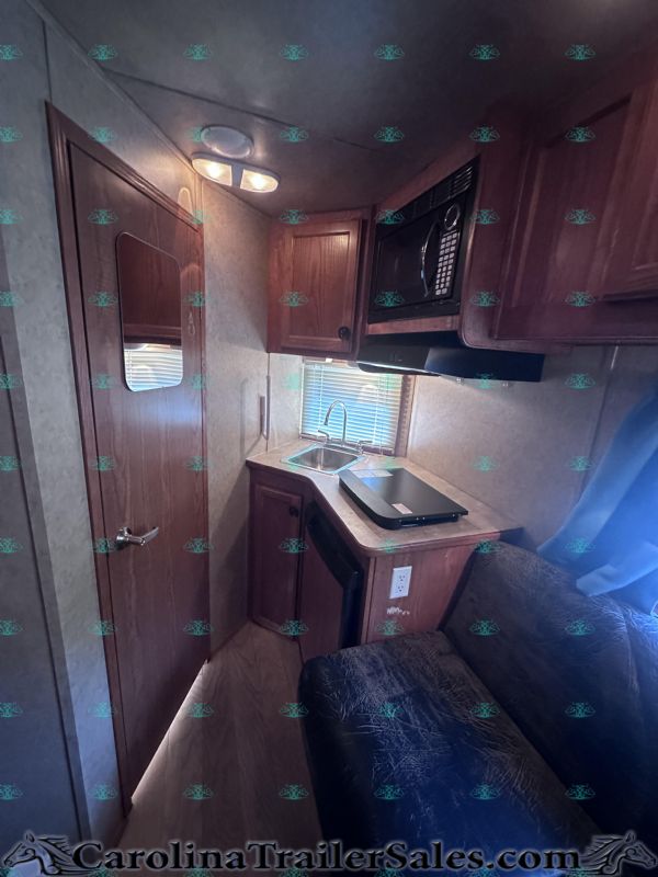 Used Horse Trailers for Sale