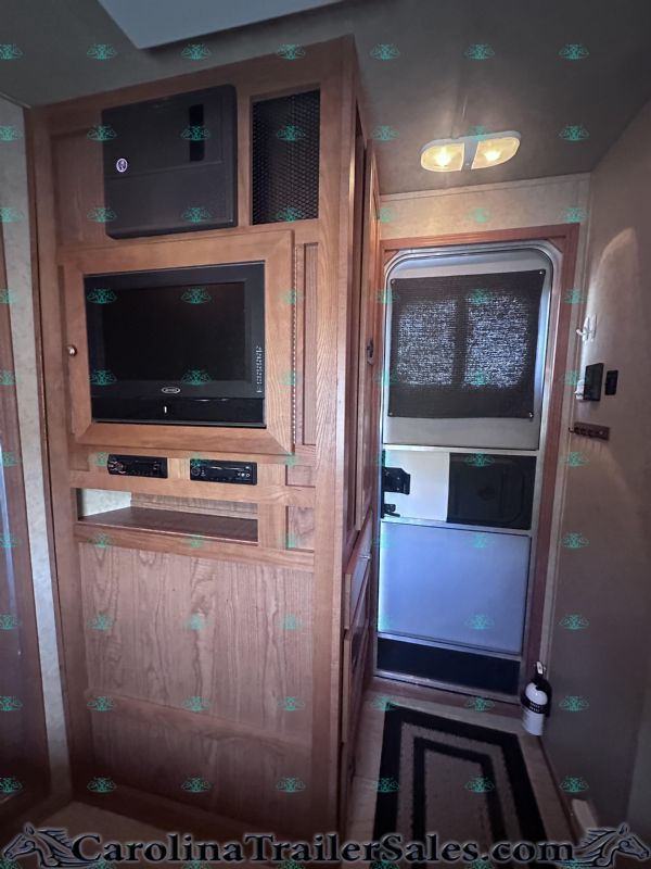 Used Horse Trailers for Sale