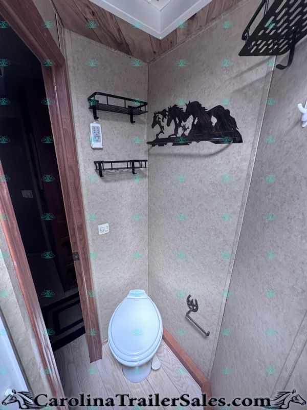 Used Horse Trailers for Sale