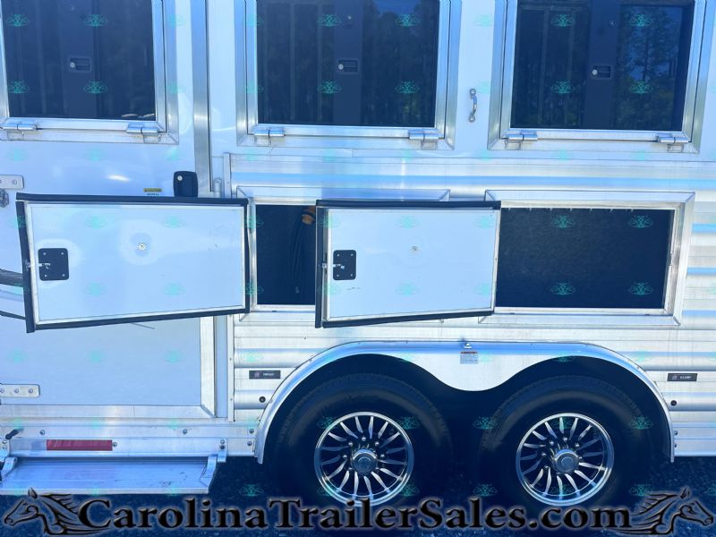 Used Horse Trailers for Sale