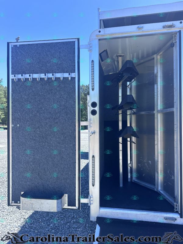 Used Horse Trailers for Sale